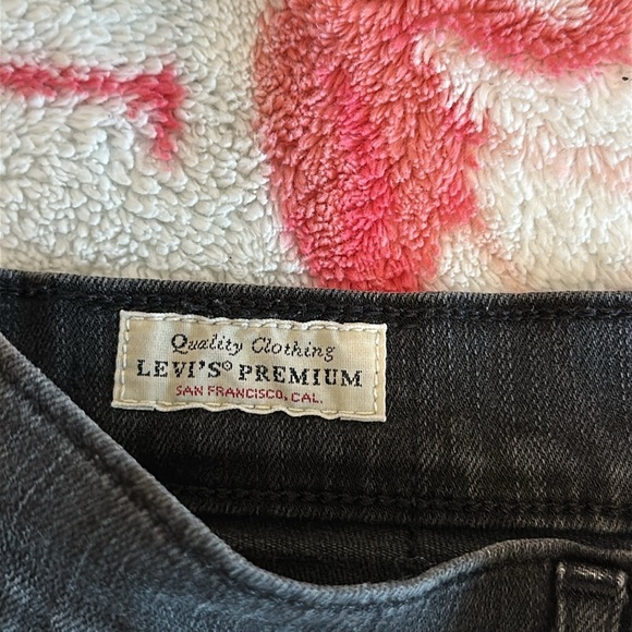 Black skinny jeans with studs - Picture 4 of 13